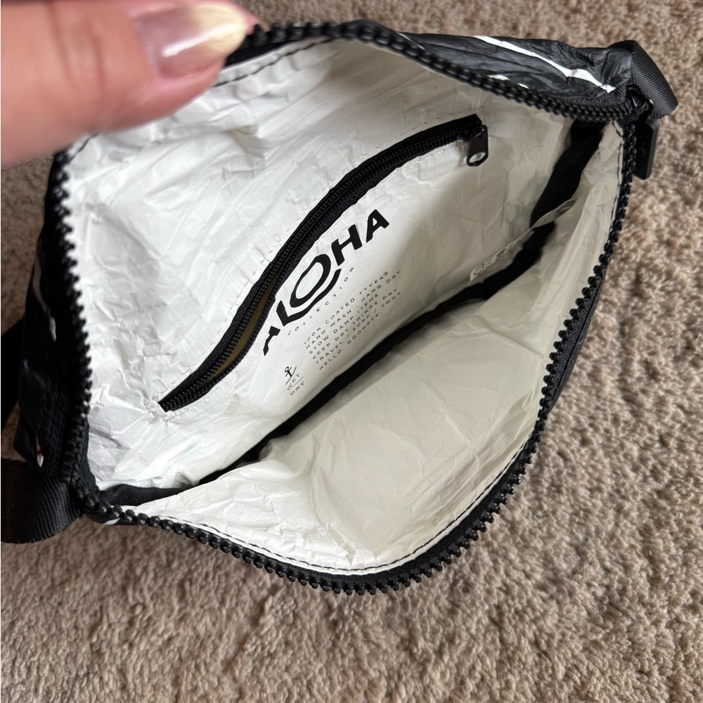ALOHA Collection Mini Hip Pack - Picture 3 of 6